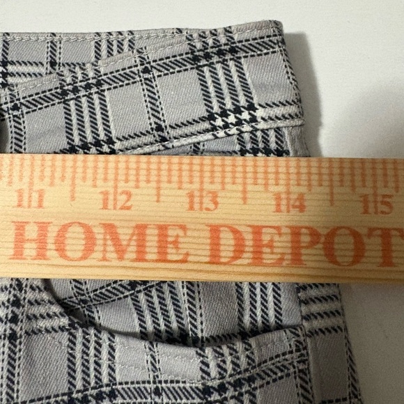 J Brand Grey Plaid Crop Bootleg Pants. Very Soft With Stretch. Size 27 - Picture 10 of 14
